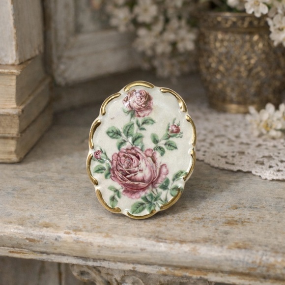 Jewelry - Vintage Art Nouveau Floral Porcelain Ceramic Brooch with Gold Accents